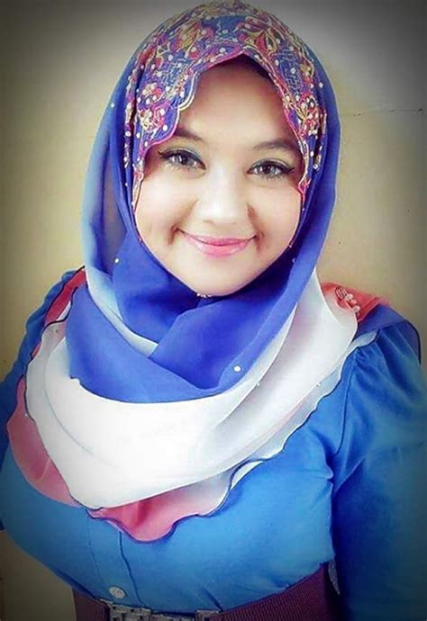 Desahan Hot Ngentot Memek Tante STW .